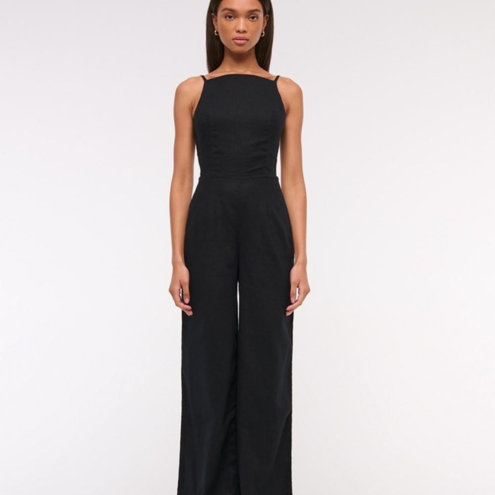 Abercrombie Linen-Blend Apron Jumpsuit